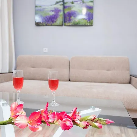 Apartment Good On Gikalo 6 *